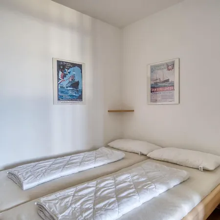 - Haus L, App 0l0710 Lägenhet *