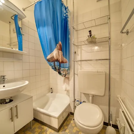 - Haus L, App 0l0710 Lägenhet *